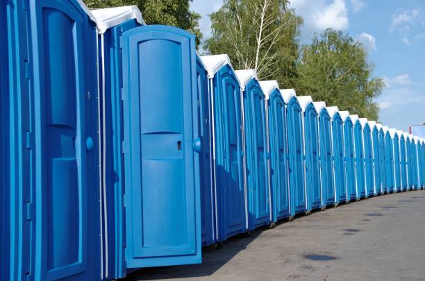 Best Portable restroom trailer rental  in Combined Locks, WI